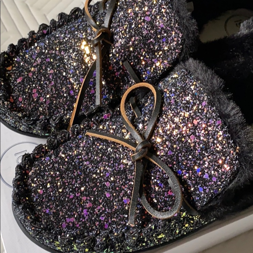 NIB Poppy Moc slipper black glitter moccasins 8